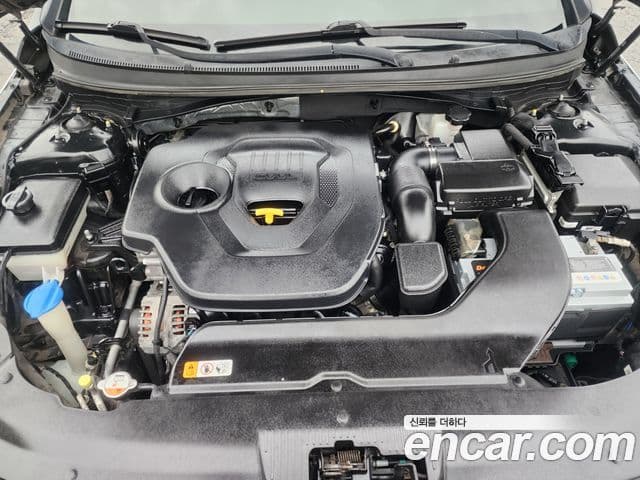 Hyundai LF Sonata Special, 2016 10