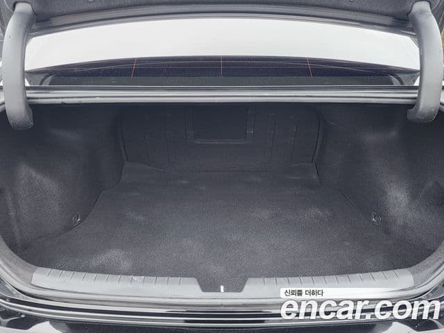 Hyundai LF Sonata Special, 2016 11