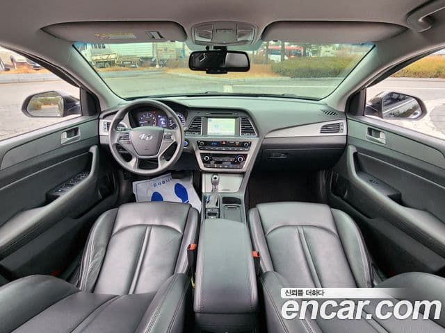 Hyundai LF Sonata Special, 2016 16