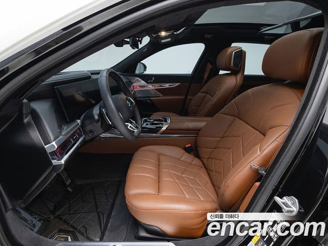 BMW i7 (G70) xDrive 60 M Sport, 2023 11