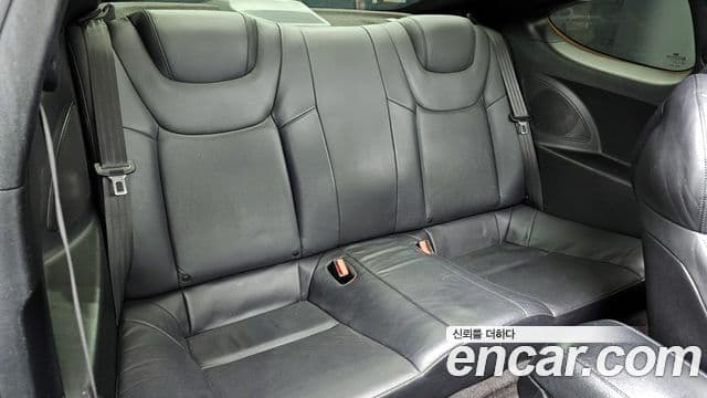 Hyundai Genesis купе 200 турбо R, 2011 12