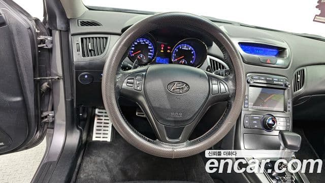 Hyundai Genesis купе 200 турбо R, 2011 13