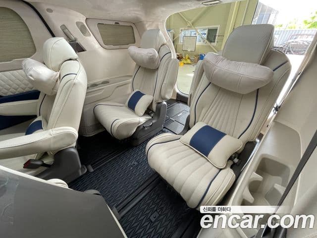 Kia Carnival 4세대 бензин 9인승 High Limousine(компания по спецнадстройкам), 2023 19