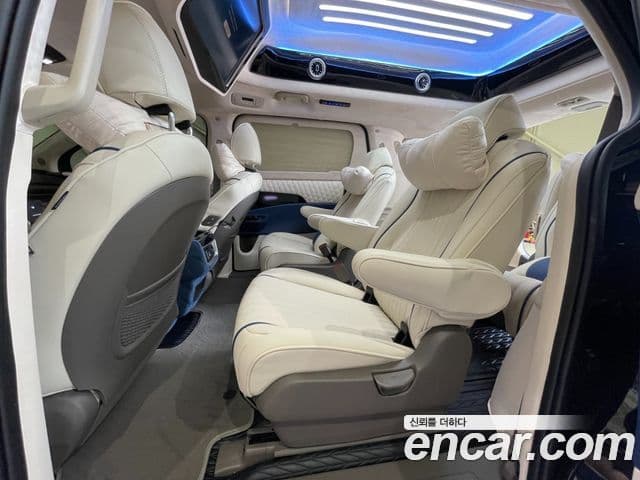 Kia Carnival 4세대 бензин 9인승 High Limousine(компания по спецнадстройкам), 2023 20