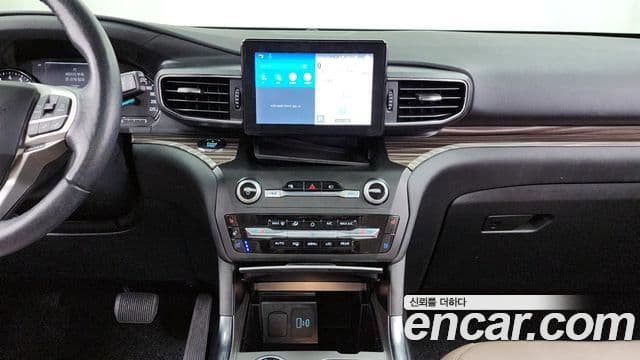 Ford Explorer 6세대 2.3 Limited 4WD, 2020 14