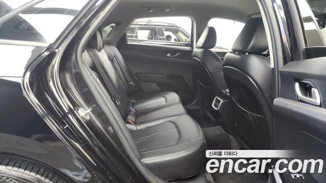 Kia K5 3세대 Prestige, 2023 12