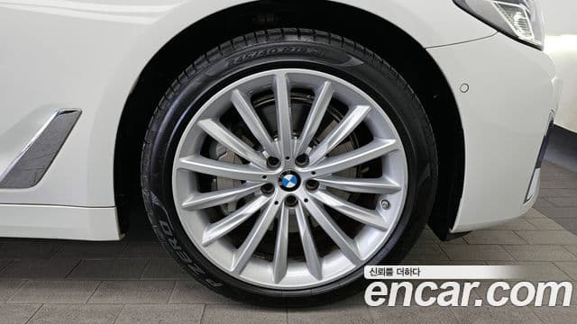 BMW 5시리즈 (G30) Luxury, 2023 все фото