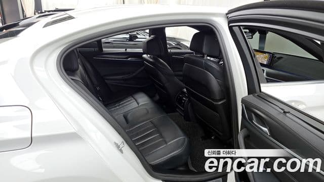 BMW 5시리즈 (G30) 520i M Sport, 2023 12