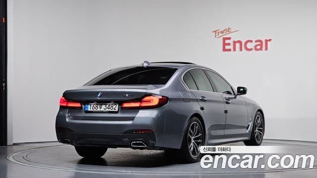 BMW 5시리즈 (G30) 520i M Sport, 2023 2
