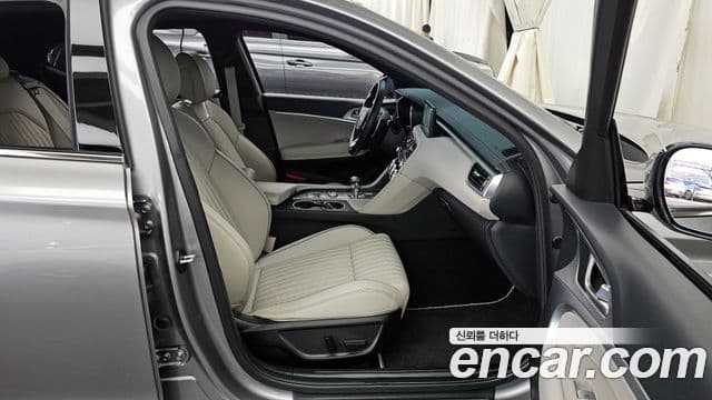 Genesis The / новый New G70, 2021 11