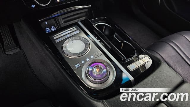 Genesis G80 (RG3) бензин 2.5 турбо AWD, 2021 9