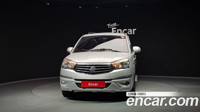 KG모빌리티(SsangYong) Korando 투리스모 4WD TX 9인승, 2016 3