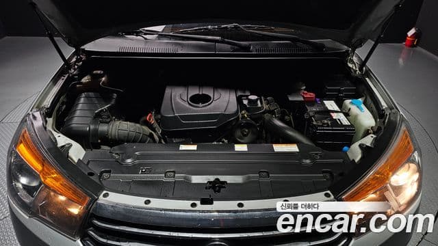 KG모빌리티(SsangYong) Korando 투리스모 4WD TX 9인승, 2016 6