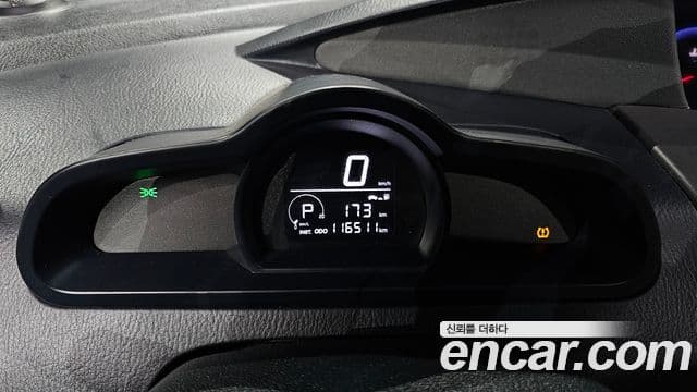 KG모빌리티(SsangYong) Korando 투리스모 4WD TX 9인승, 2016 8