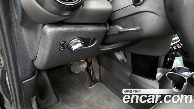 Mini Cooper 3세대, 2022 18