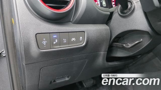 Hyundai Kona Iron Man Edition, 2019 13