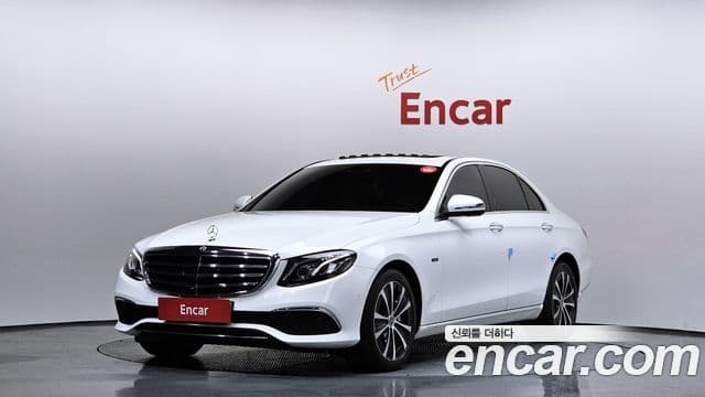 Mercedes-Benz E-класс W213 Exclusive, 2020 1