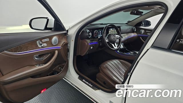 Mercedes-Benz E-класс W213 Exclusive, 2020 10