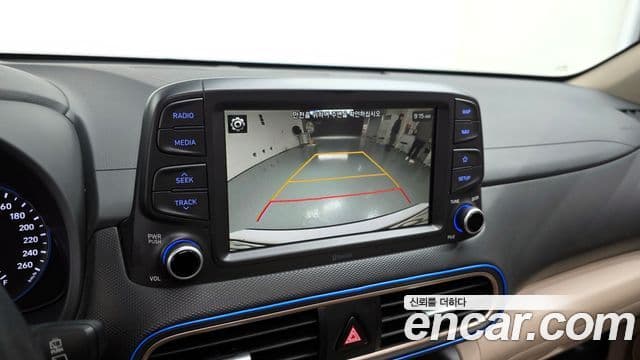 Hyundai Kona Modern Art, 2018 15