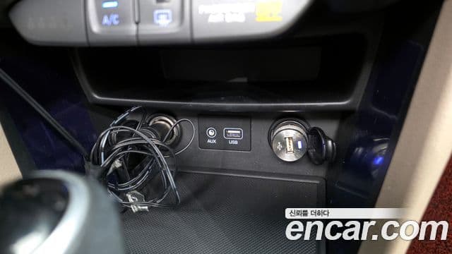 Hyundai Kona Modern Art, 2018 19