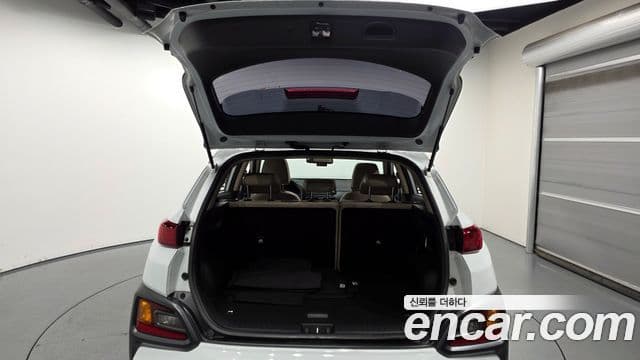 Hyundai Kona Modern Art, 2018 20