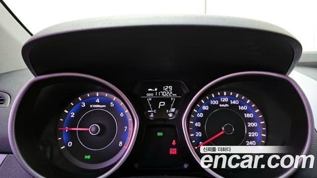 Hyundai Avante MD Style, 2014 8