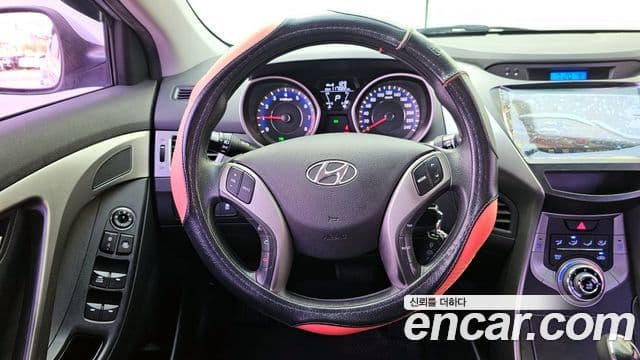 Hyundai Avante MD Style, 2014 13