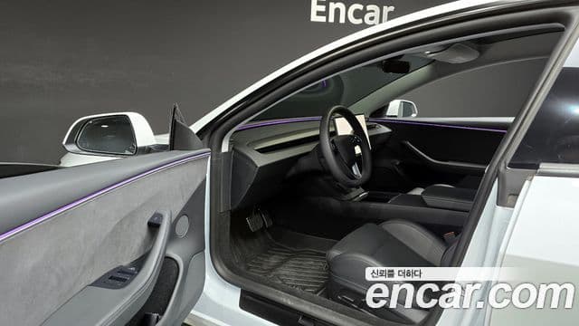 Tesla модель 3 performance AWD, 2025 11