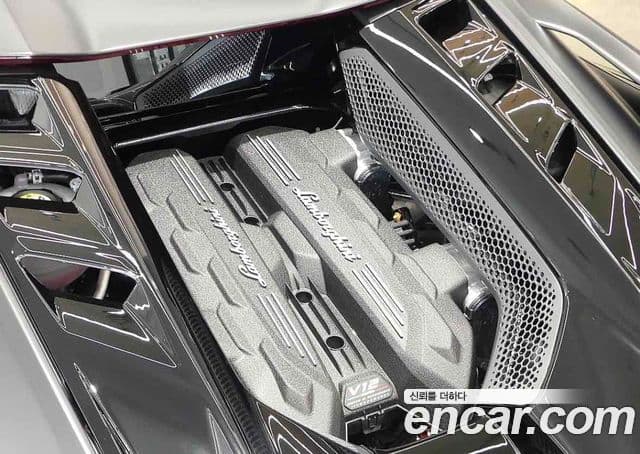 Lamborghini 레부엘토, 2025 все фото