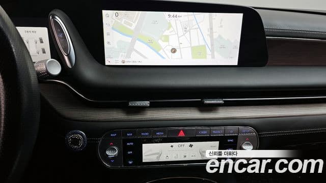 Genesis G90 (RS4) бензин 3.5 турбо e-S/C AWD, 2023 14