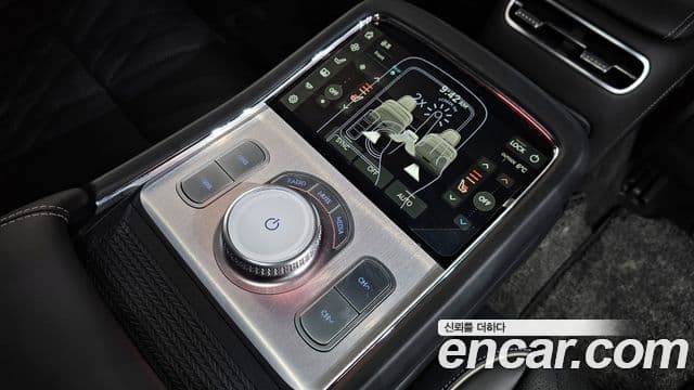 Genesis G90 (RS4) бензин 3.5 турбо e-S/C AWD, 2023 19