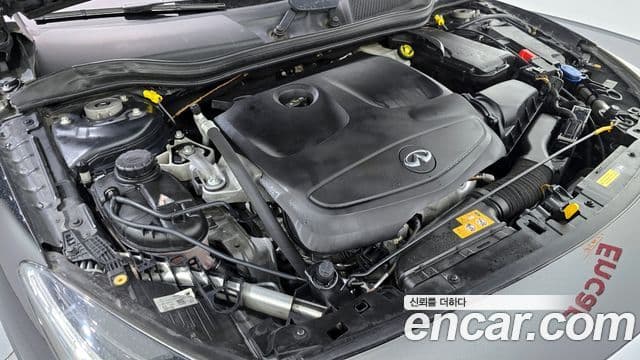 Infiniti Q30 2.0 Exclusive City чёрный, 2017 6