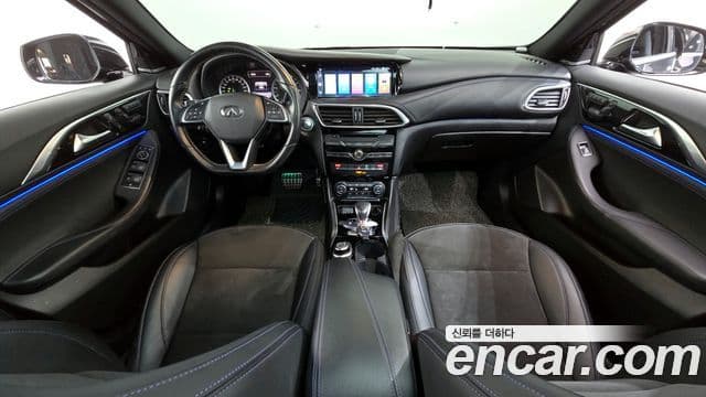 Infiniti Q30 2.0 Exclusive City чёрный, 2017 7