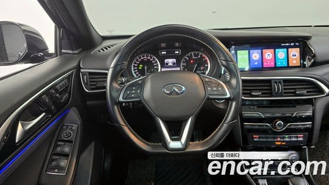 Infiniti Q30 2.0 Exclusive City чёрный, 2017 13