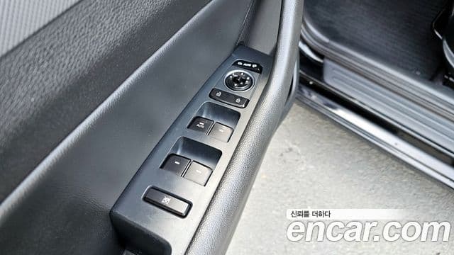 Hyundai LF Sonata Special, 2017 20