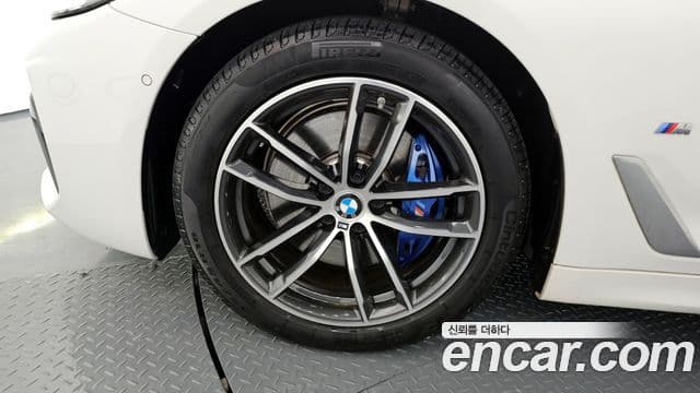 BMW 5시리즈 (G30) 523d M Sport, 2022 все фото