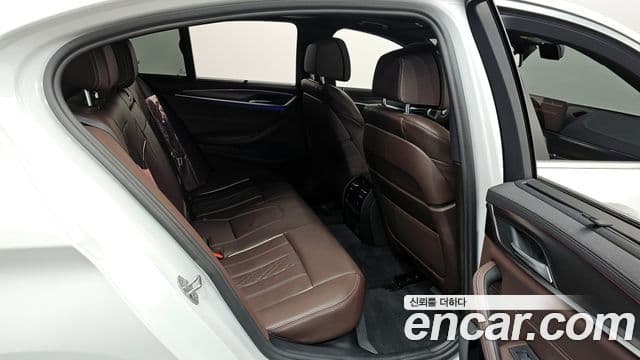 BMW 5시리즈 (G30) 523d M Sport, 2022 12