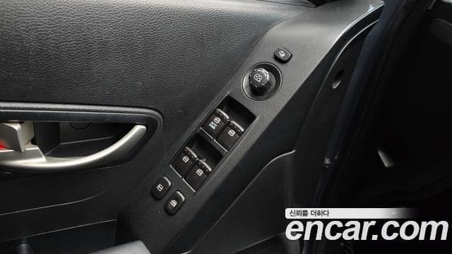 KG모빌리티(SsangYong) Korando C Chic 2WD, 2012 18