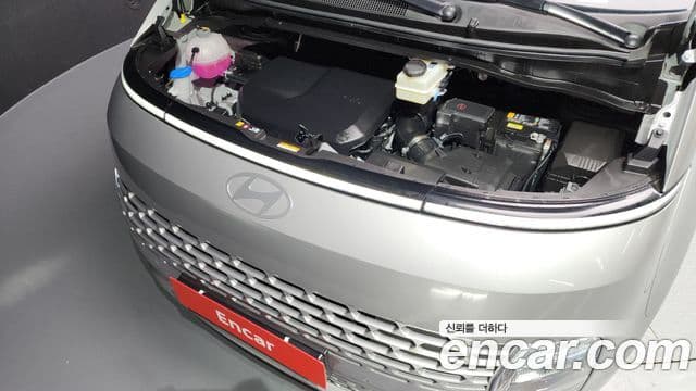 Hyundai Staria Modern, 2025 6