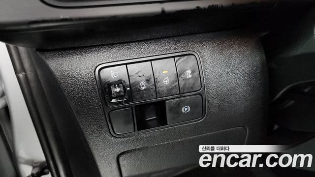 Hyundai Staria Modern, 2025 18