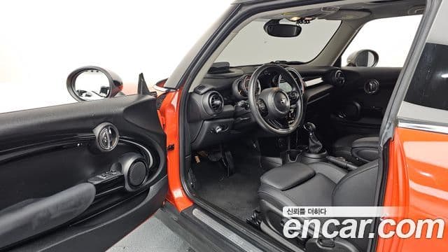 Mini Cooper 3세대, 2019 10