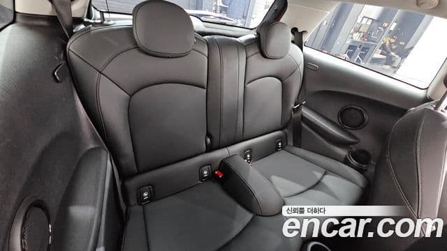 Mini Cooper 3세대, 2019 12