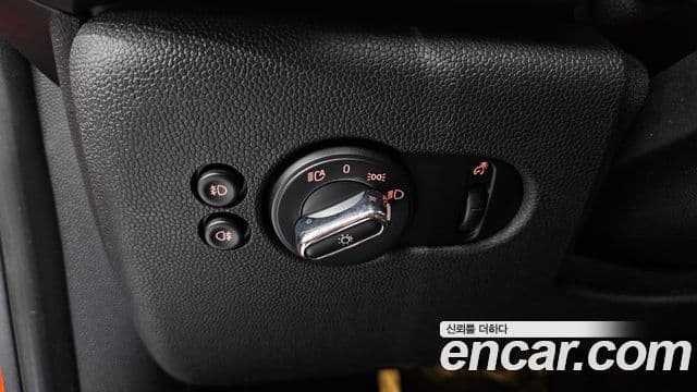 Mini Cooper 3세대, 2019 16