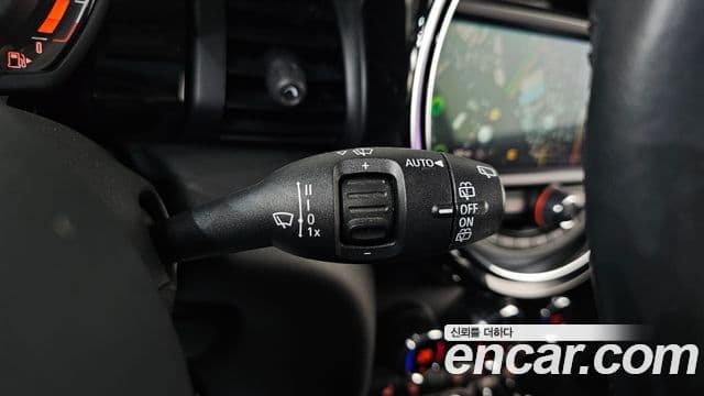 Mini Cooper 3세대, 2019 18