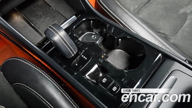 Volvo XC40 T4 R-Design, 2019 9