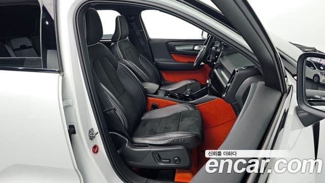 Volvo XC40 T4 R-Design, 2019 10