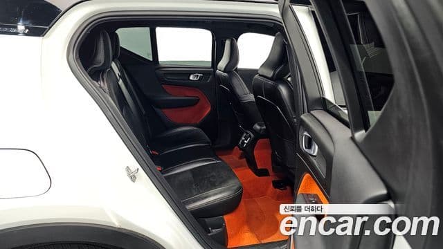 Volvo XC40 T4 R-Design, 2019 11