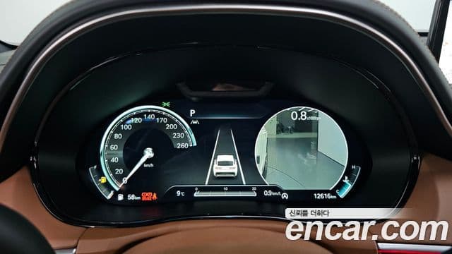 Genesis GV70, 2024 8