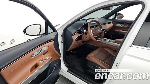 Genesis GV70, 2024 10