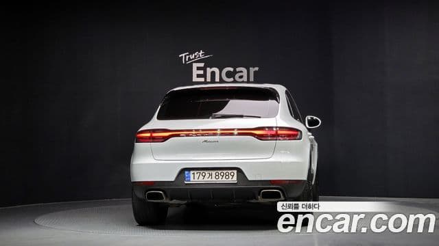 Porsche Macan 95B, 2021 4